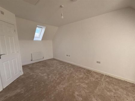 4 bedroom townhouse to rent - Photo 3