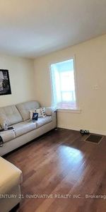 Offering 2 Story Home in Toronto ( Little Portugal) - Photo 4