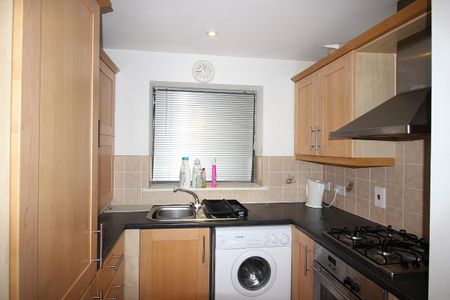 305 Lucas Building, Ormeau Avenue, Belfast BT2 8HB - Photo 3