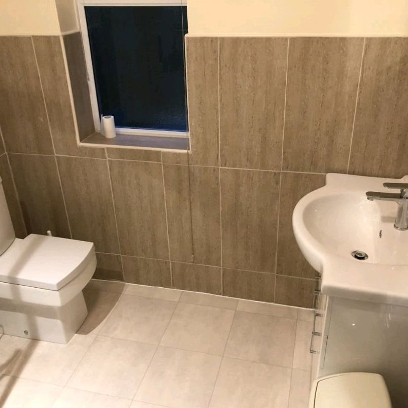 Room in a Shared House, Quinton Road, B17 - Photo 1