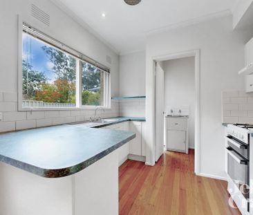 1/12 Weir Street, Balwyn - Photo 2
