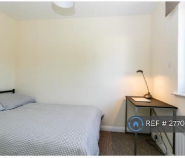 5 bedroom semi-detached house to rent - Photo 4