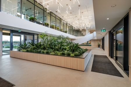 For Lease - 3071 Trafalgar Road Unit# 801, Oakville, Ontario - Photo 2