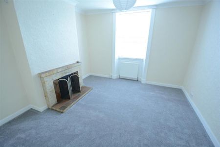 3 bedroom farm house to rent - Photo 2