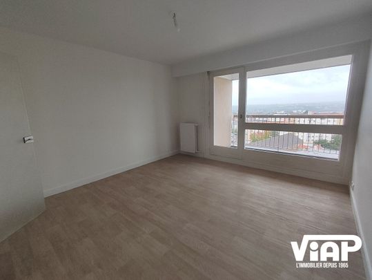 BEAU T2 AVEC BALCON - Photo 1
