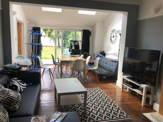 Room in a Shared House, Tybenham Road, SW19 - Photo 1
