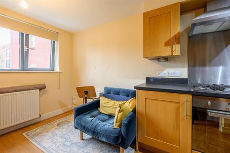 1 bedroom flat to rent - Photo 4