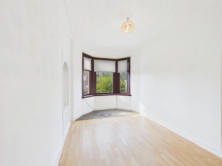 3 bedroom end of terrace house to rent - Photo 5