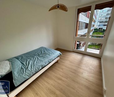 Location Appartement 4 pièces 66m² FONTENAY LE FLEURY 78330 - Photo 3