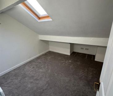4 bedroom terraced house to rent - Photo 6