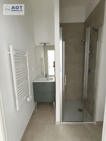 Location Appartement 1 pièce 18m² BEAUVAIS 60000 - Photo 3