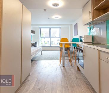 Studio to rent - Photo 6