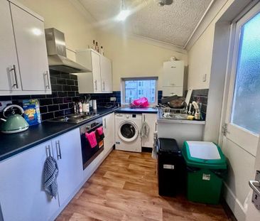 63 Alexandra Road - Photo 4