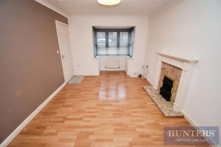 3 bedroom House To Let Total Size: 1066 SQ FT - Photo 3