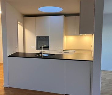 Frisch sanierte 1 Zimmerwohnung an zentraler Lage in Lyss - Foto 2