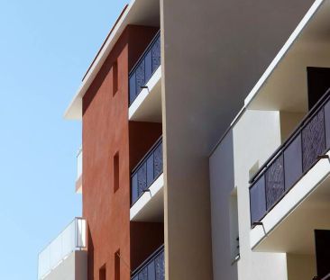 location Appartement T2 DE 46.9m² À LA SEYNE SUR MER - Photo 6