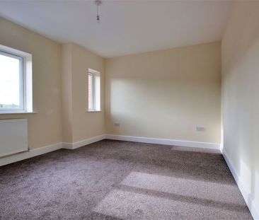 3 bed house to rent in - Photo 3