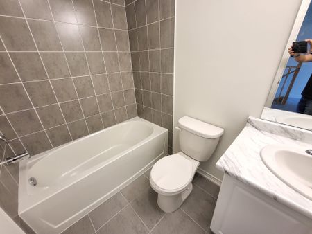 For Lease - 1436 Coral Springs Path, Oshawa, Ontario - Photo 5