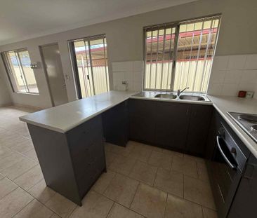 Low Maintenance, Modern Living - Photo 2