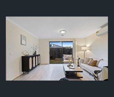 Modern Comforts Meet Convenience in Point Cook - Photo 3