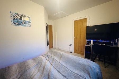 Valley Meadow - Photo 5