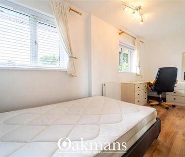 6 bedroom detached house to rent - Photo 4