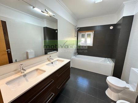 Moradia T4 em Lisboa - Photo 5