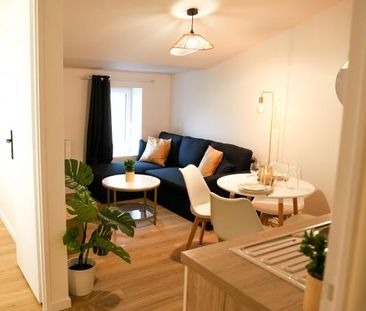 Location Appartement 2 pièces Meublé 22m² NIORT 79000 - Photo 2