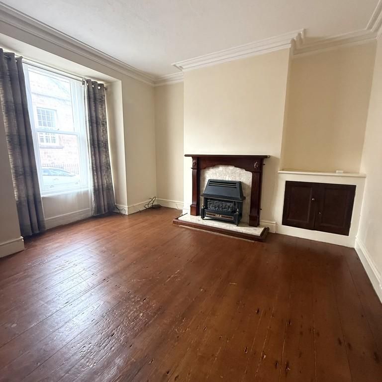 3 bedroom terraced house to rent - Photo 1