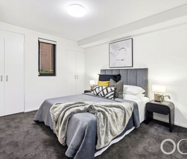 Open the Door to Fresh, Modern Living in the Heart of Adelaide - Photo 2