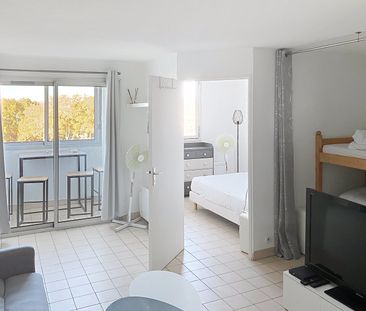 Location Appartement 2 pièces 40m² SETE 34200 - Photo 2