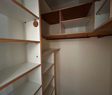 Location Appartement 3 pièces 69m² - Photo 5