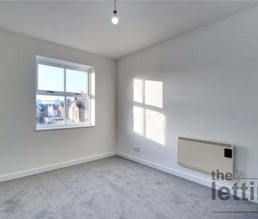 Genotin Road, Enfield, Middlesex, EN1 2AW - Photo 2