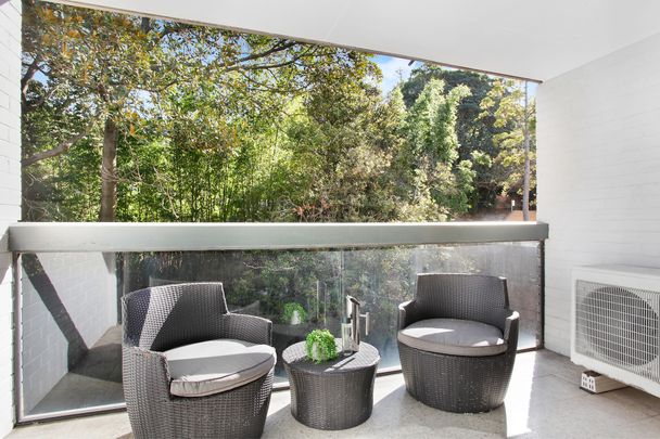 Spacious and Convenient Living in Cosmopolitan Address - Photo 1