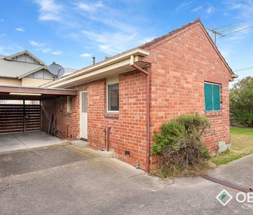 Fresh, Bright & Convenient Location - Photo 6