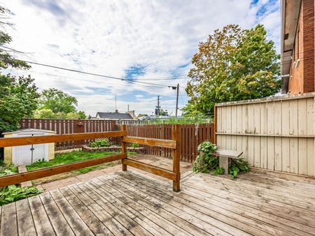 For Lease - 10 Liberty Street, Clarington, Ontario - Photo 5