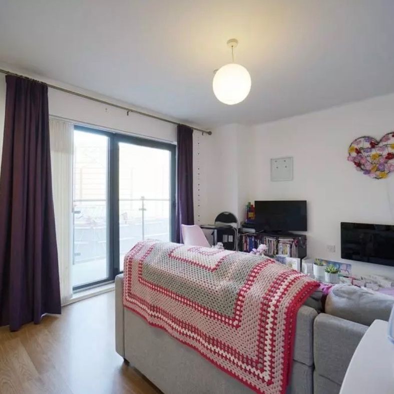1 Bed Flat, Skyline, LS9 - Photo 1