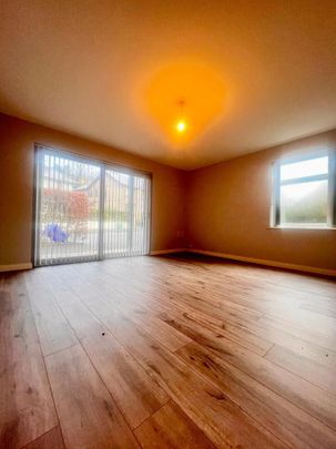 1 Lansdowne Close, BT401JJ, Larne - Photo 1