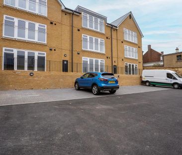 2 bedroom apartment to rent - Photo 4