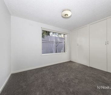 2/30 Sandown Road, ASCOT VALE - Photo 6