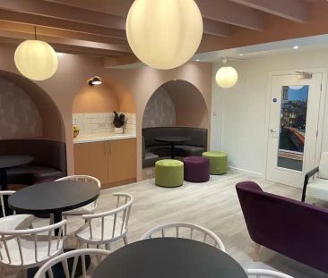 Studio Bronze - Photo 6