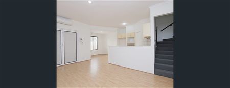 🏡✨ Neat & Comfortable Home - Photo 2