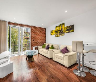 1 bedroom flat to rent - Photo 2