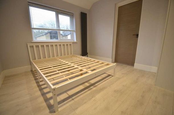 Marlborough Road, Ashford, TW15 - Photo 1