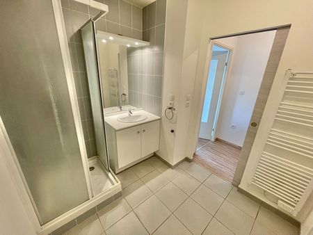 A LOUER - TYPE 1 AU CALME PRCHE ERAUDIERE - Photo 4