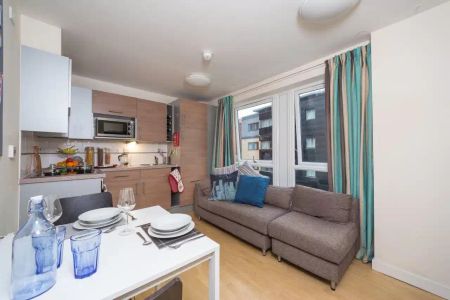 1 Bed Apartment - Photo 5