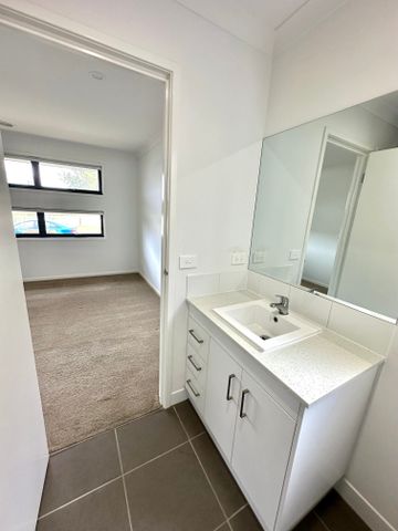 Fraser Rise - Photo 2