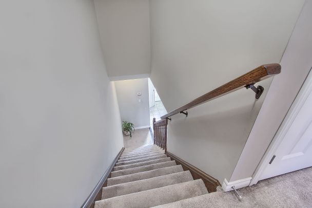 For Lease - 380 Lake Street Unit# 11, Grimsby, Ontario - Photo 1