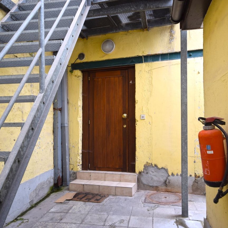 EENSLAAPKAMER APPARTEMENT NABIJ CENTRUM ROESELARE - Foto 1