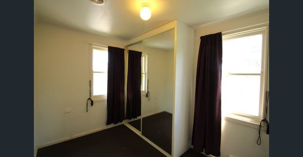 Garden Lover's Dream- Budget Friendly Rental - Photo 1